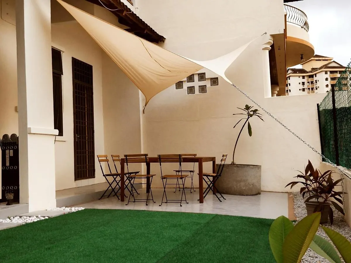 Pinang Beach Cottage @ Ferringhi バツーフェリンギビーチ